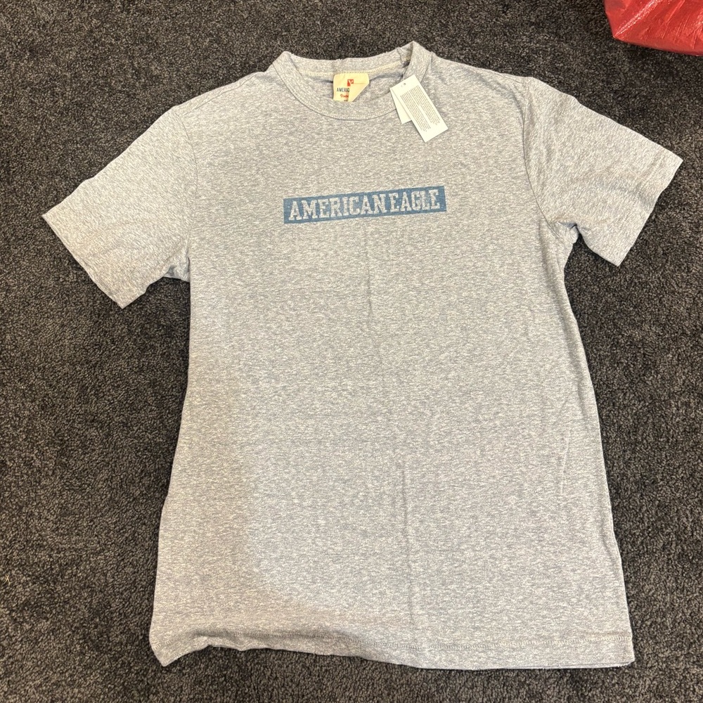 American Eagle Outfitters Heather Gray Tee